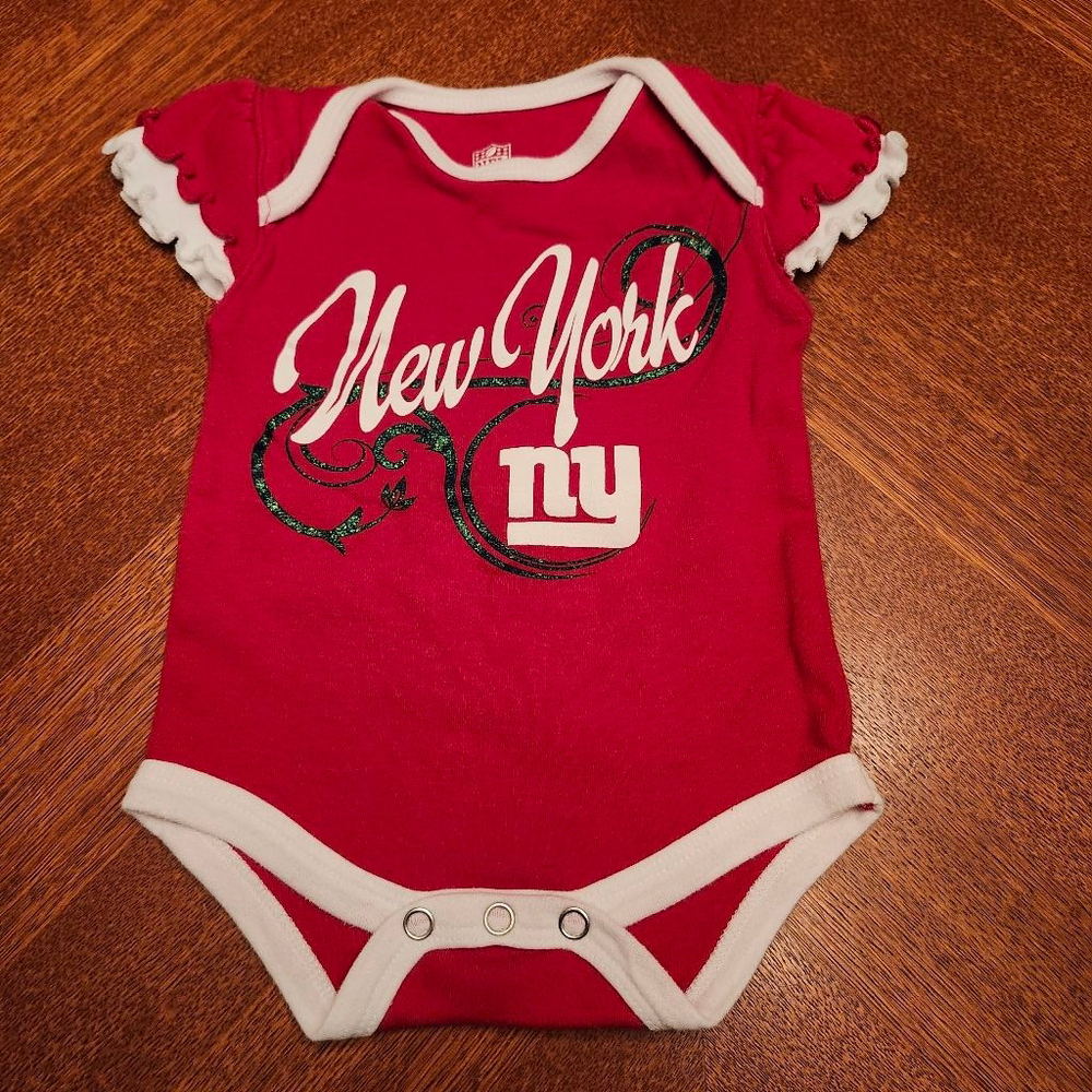 Baby NFL New York Giants Bodysuit 0-3 Months Red White A2
